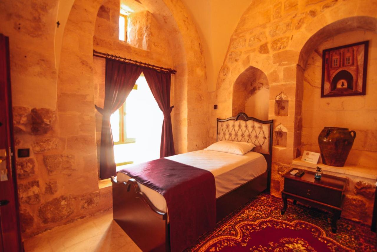 Maristan Tarihi Konak Mardin Exteriör bild