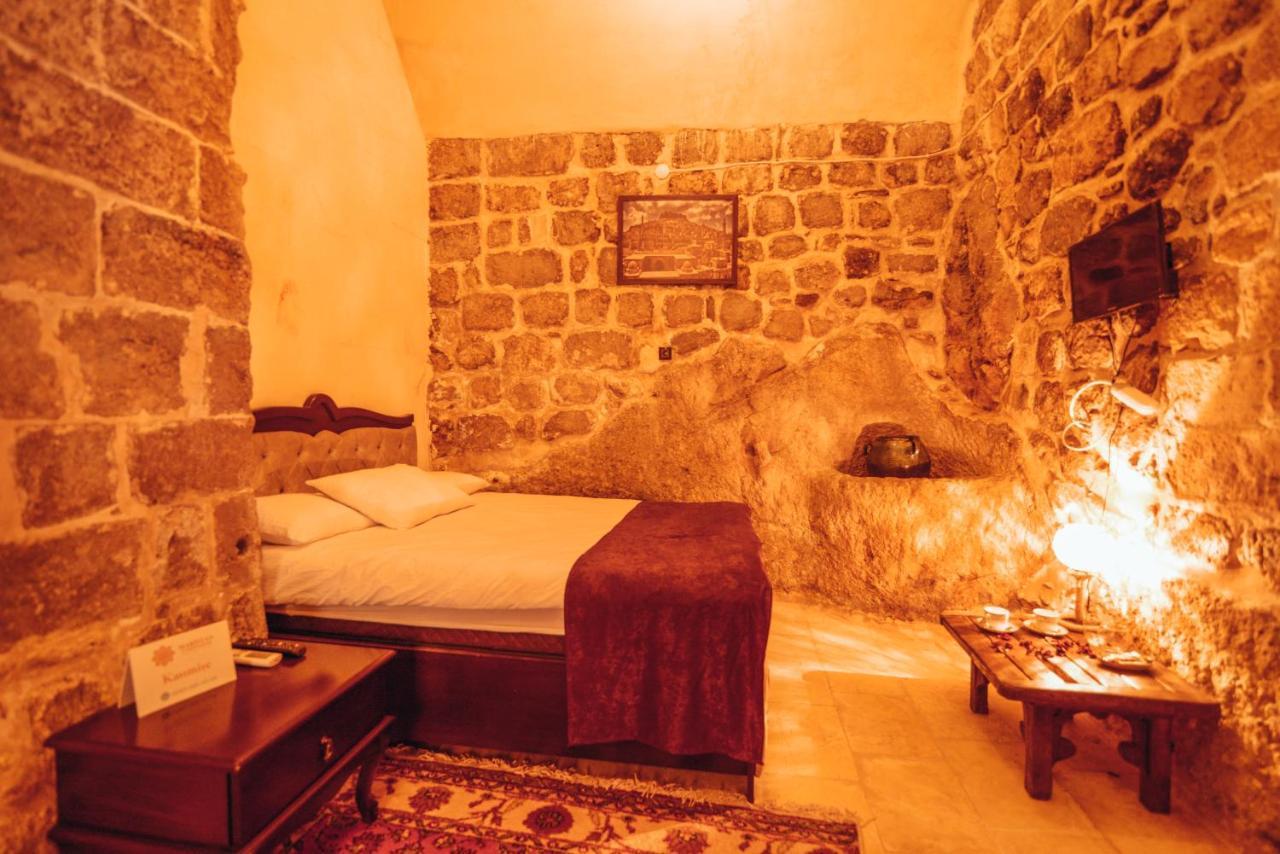 Maristan Tarihi Konak Mardin Exteriör bild